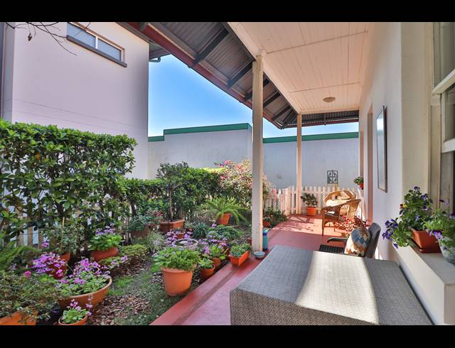 1 BEDROOM RETIREMENT UNIT FOR SALE IN MODDERFONTEIN